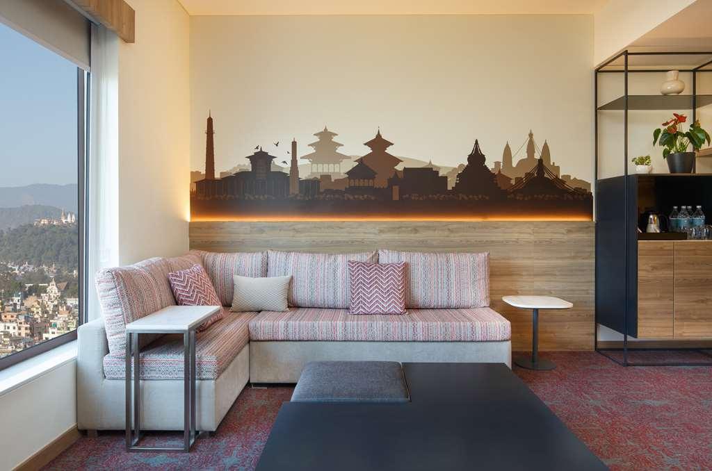 Hyatt Centric Soalteemode Kathmandu Hotel Room photo